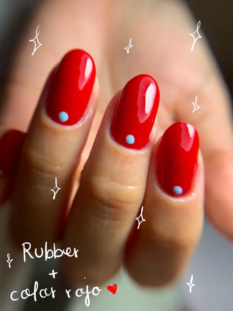 Rubber base con acabado rojo brillante